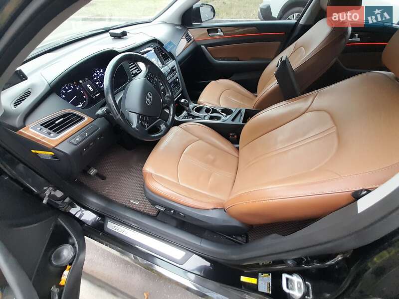Седан Hyundai Sonata 2015 в Киеве