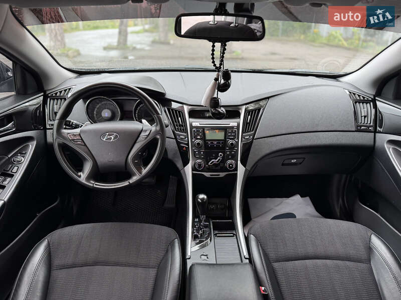 Седан Hyundai Sonata 2011 в Виннице