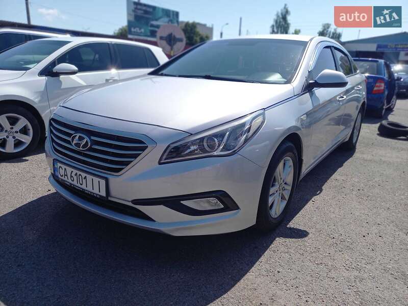 Седан Hyundai Sonata 2015 в 