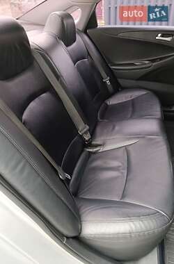 Седан Hyundai Sonata 2014 в Покрові