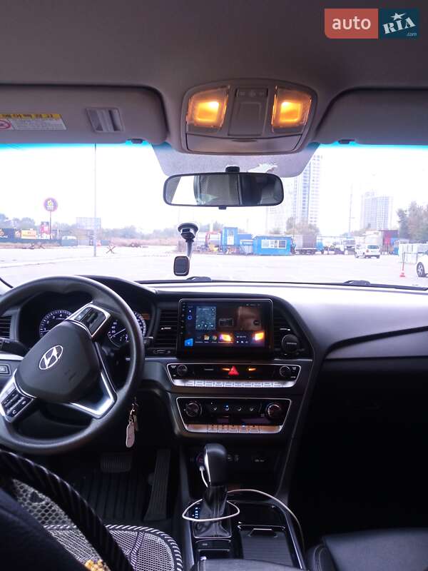 Седан Hyundai Sonata 2017 в Києві
