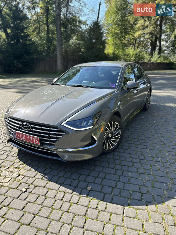 Седан Hyundai Sonata 2022 в Львове фото Седан Hyundai Sonata 2022 в Львове