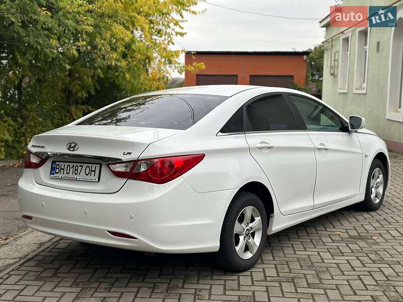 Седан Hyundai Sonata 2013 в Николаеве