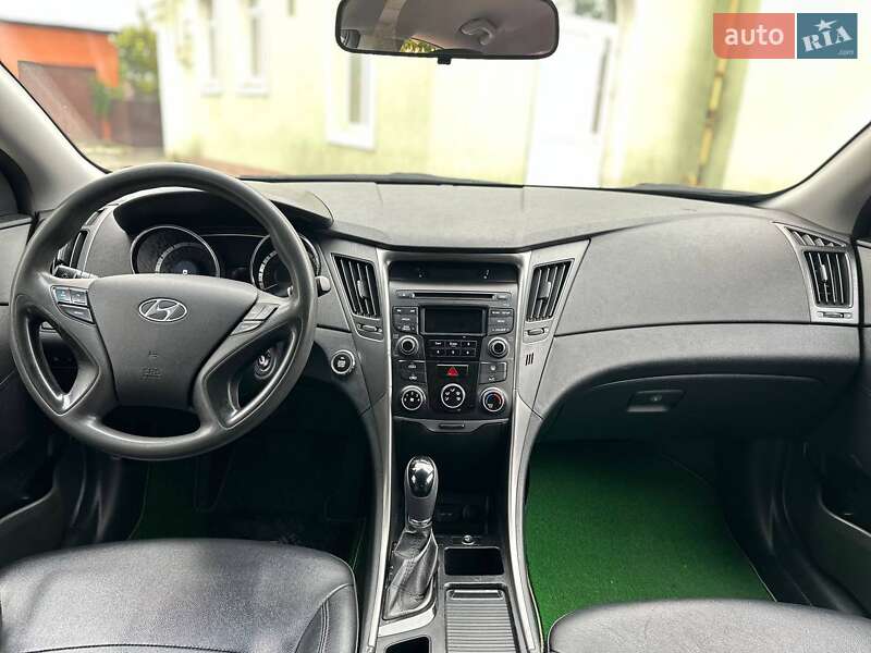 Седан Hyundai Sonata 2013 в Николаеве