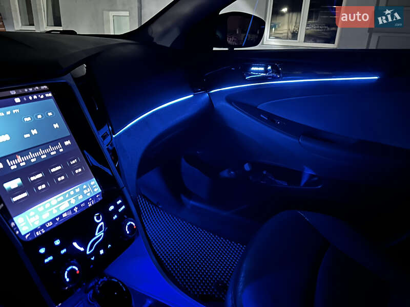 Седан Hyundai Sonata 2013 в Львове