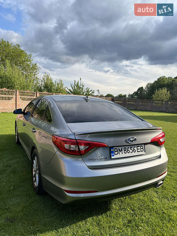 Седан Hyundai Sonata 2015 в Глобине
