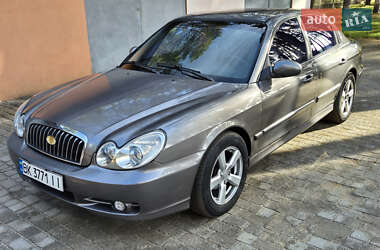 Седан Hyundai Sonata 2004 в Славуте
