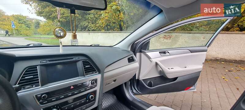Седан Hyundai Sonata 2015 в Ивано-Франковске