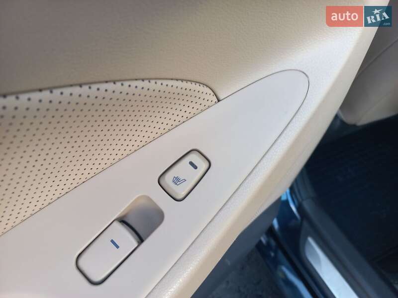 Седан Hyundai Sonata 2011 в Києві