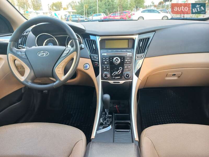 Седан Hyundai Sonata 2011 в Києві