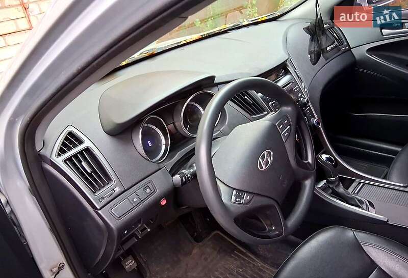 Седан Hyundai Sonata 2012 в Киеве