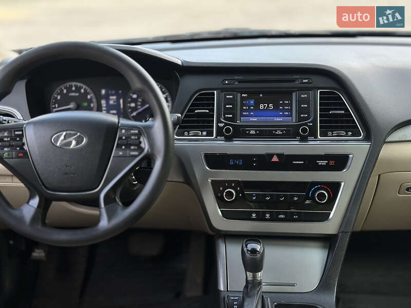 Седан Hyundai Sonata 2015 в Остроге фото 16 Седан Hyundai Sonata 2015 в Остроге