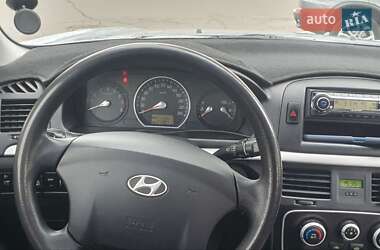 Седан Hyundai Sonata 2006 в Одессе