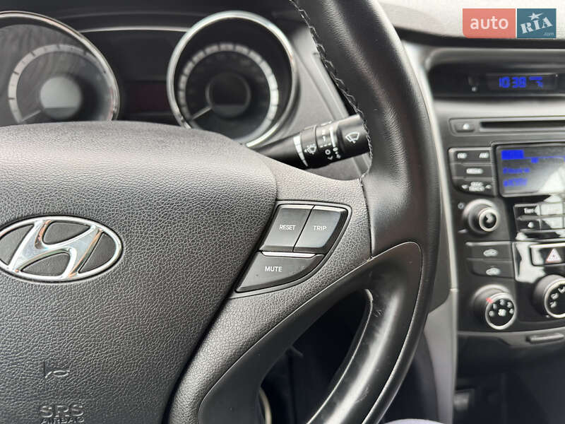 Седан Hyundai Sonata 2013 в Киеве фото 21 Седан Hyundai Sonata 2013 в Киеве