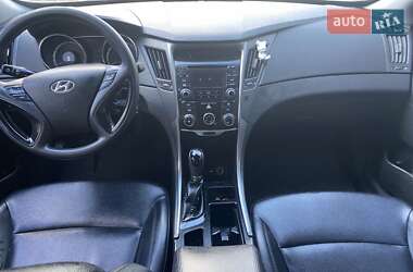 Седан Hyundai Sonata 2012 в 