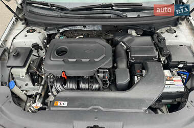 Седан Hyundai Sonata 2014 в 