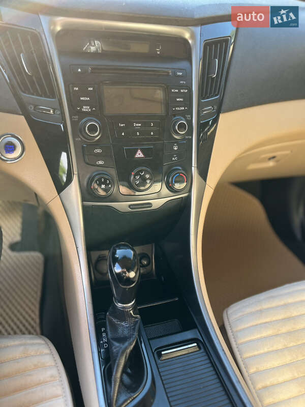 Седан Hyundai Sonata 2013 в Могилев-Подольске фото 12 Седан Hyundai Sonata 2013 в Могилев-Подольске