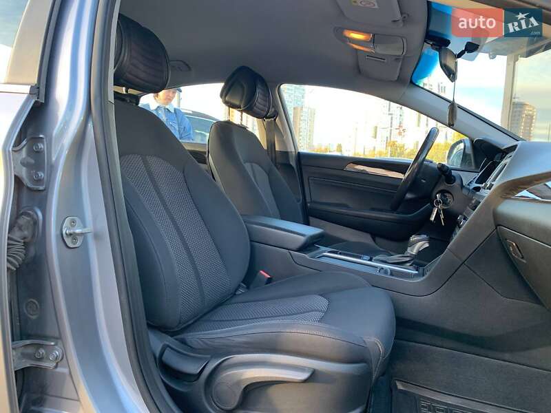 Седан Hyundai Sonata 2016 в Киеве фото 12 Седан Hyundai Sonata 2016 в Киеве