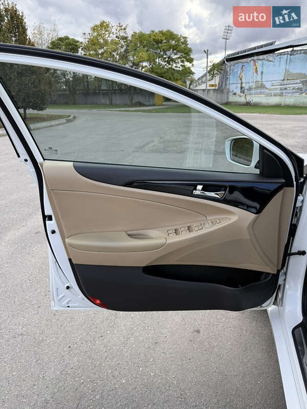 Седан Hyundai Sonata 2011 в Александрие фото 17 Седан Hyundai Sonata 2011 в Александрие