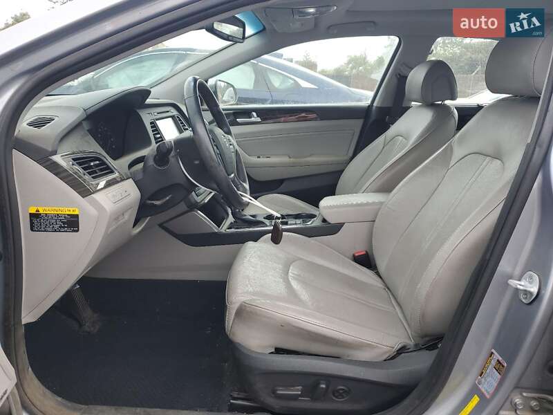 Седан Hyundai Sonata 2015 в Кропивницком