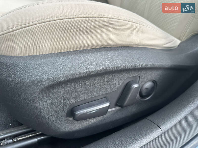 Седан Hyundai Sonata 2015 в Києві