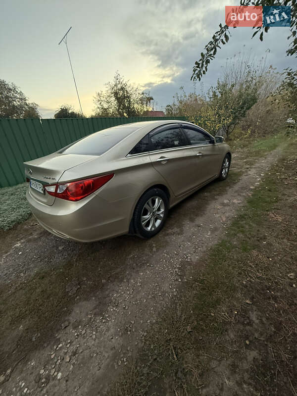 Седан Hyundai Sonata 2010 в Краматорске фото 10 Седан Hyundai Sonata 2010 в Краматорске