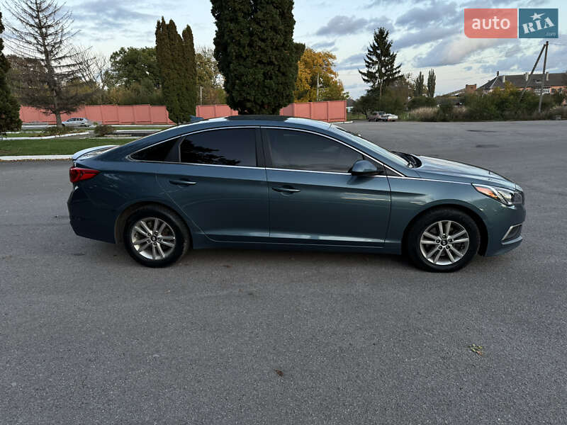 Седан Hyundai Sonata 2016 в Хмельнике
