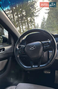 Седан Hyundai Sonata 2015 в 