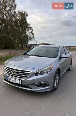 Седан Hyundai Sonata 2015 в Володимирці