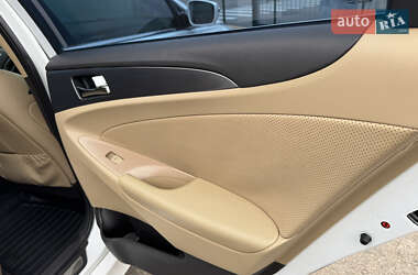 Седан Hyundai Sonata 2014 в 