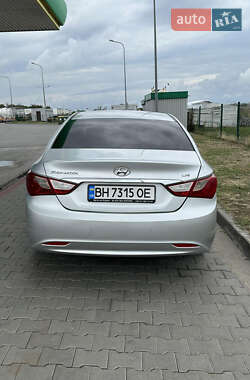 Седан Hyundai Sonata 2012 в 