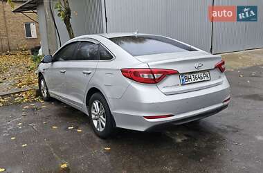 Седан Hyundai Sonata 2015 в 