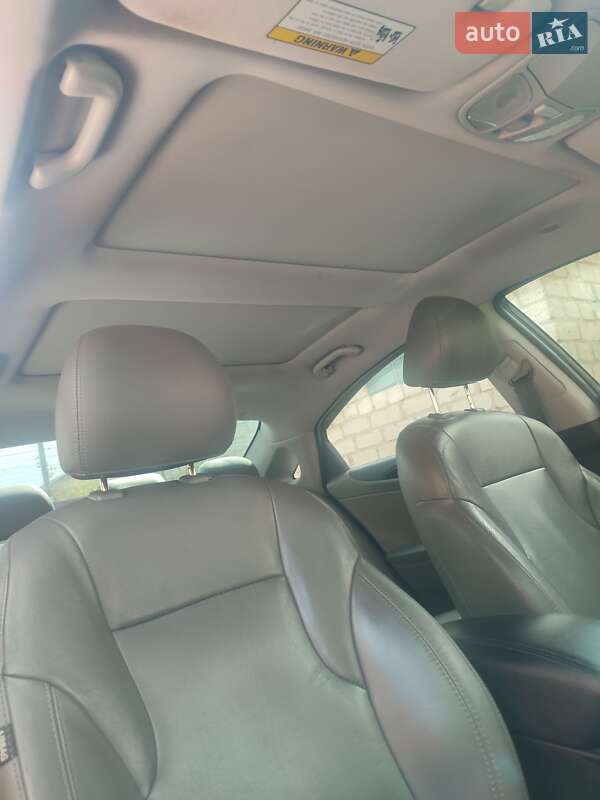 Седан Hyundai Sonata 2011 в Богодухове