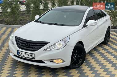 Седан Hyundai Sonata 2014 в 