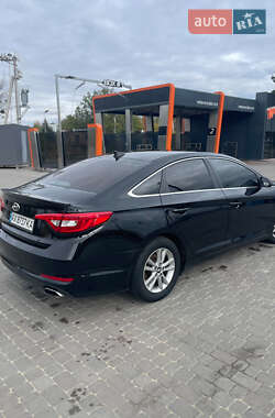 Седан Hyundai Sonata 2015 в 
