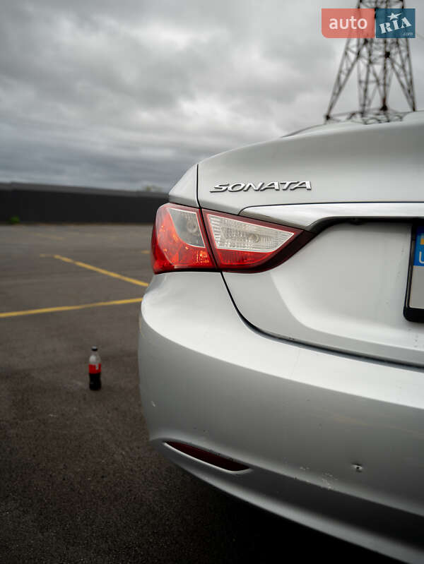 Седан Hyundai Sonata 2011 в Києві фото 12 Седан Hyundai Sonata 2011 в Києві