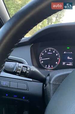 Седан Hyundai Sonata 2014 в 