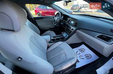 Седан Hyundai Sonata 2016 в Луцьку