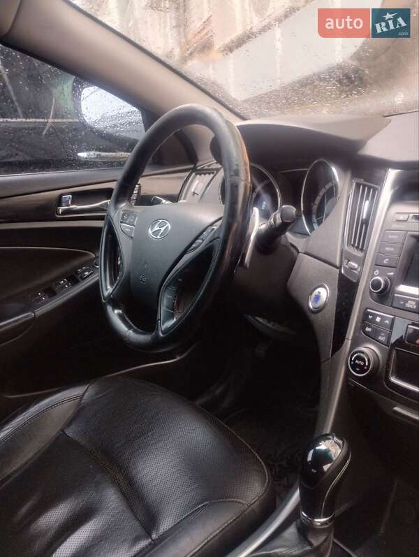 Седан Hyundai Sonata 2013 в Киеве фото 13 Седан Hyundai Sonata 2013 в Киеве