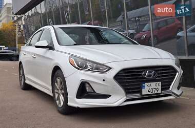 Седан Hyundai Sonata 2019 в Киеве