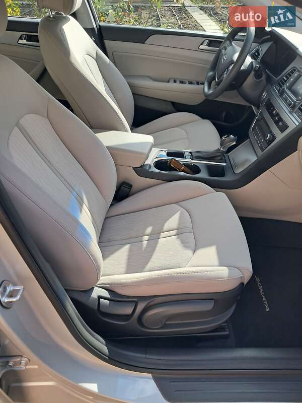 Седан Hyundai Sonata 2016 в Кропивницком фото 13 Седан Hyundai Sonata 2016 в Кропивницком