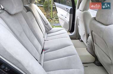 Седан Hyundai Sonata 2006 в  фото 19 Седан Hyundai Sonata 2006 в