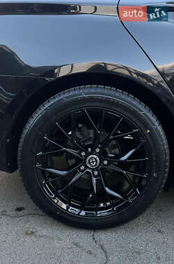 Седан Hyundai Sonata 2012 в  фото 6 Седан Hyundai Sonata 2012 в