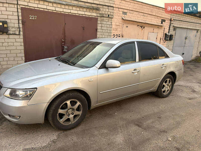 Седан Hyundai Sonata 2005 в Черкассах фото 2 Седан Hyundai Sonata 2005 в Черкассах