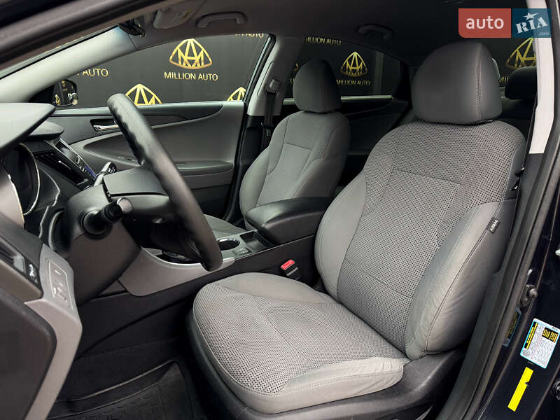 Седан Hyundai Sonata 2012 в Киеве