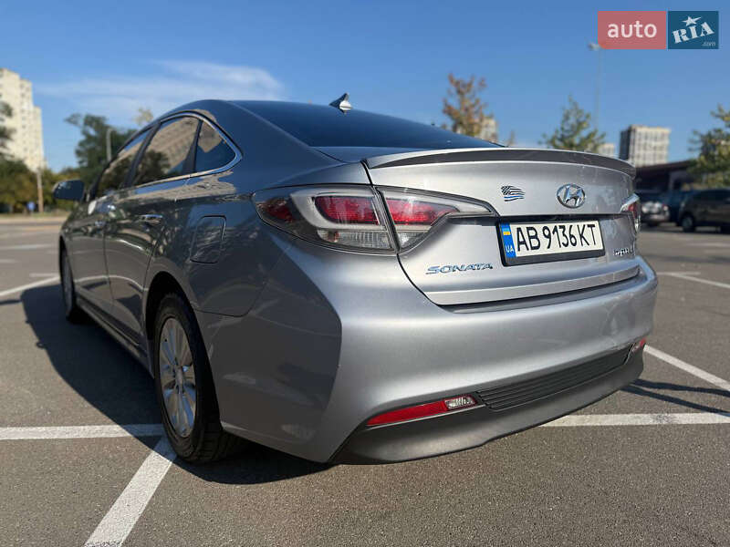 Седан Hyundai Sonata 2015 в Києві