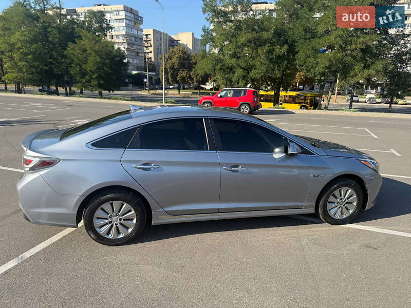 Седан Hyundai Sonata 2015 в Києві