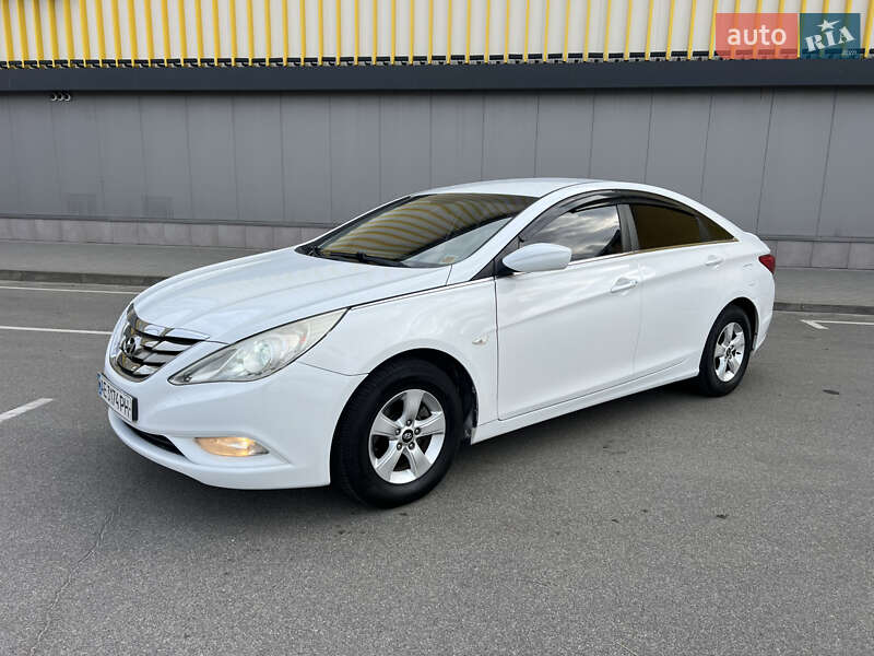 Седан Hyundai Sonata 2011 в 