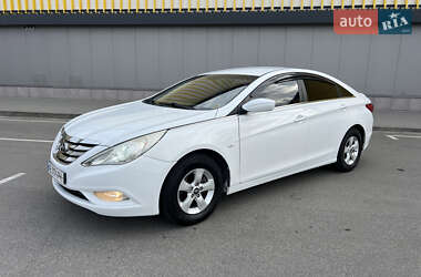 Седан Hyundai Sonata 2011 в 