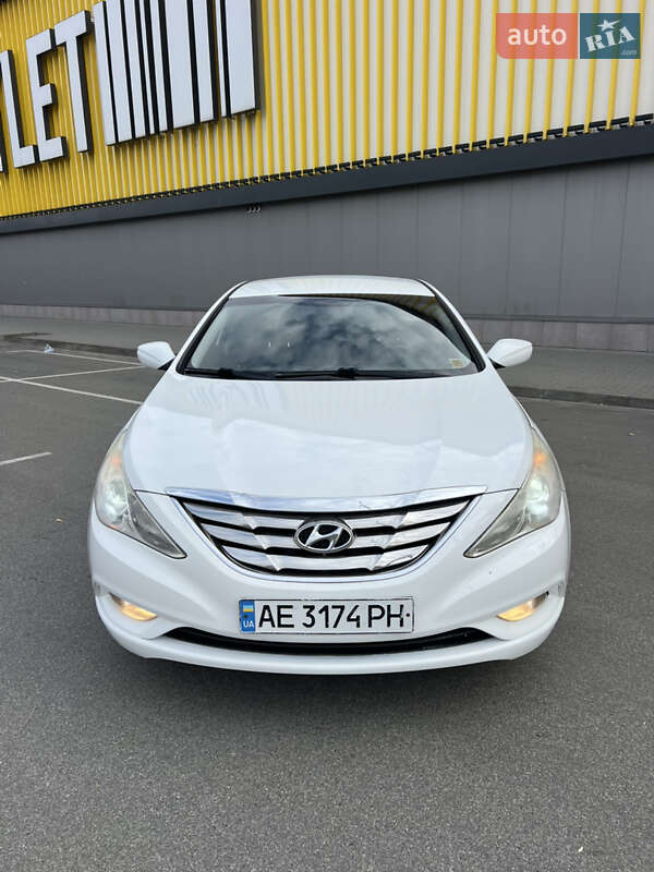 Седан Hyundai Sonata 2011 в Києві